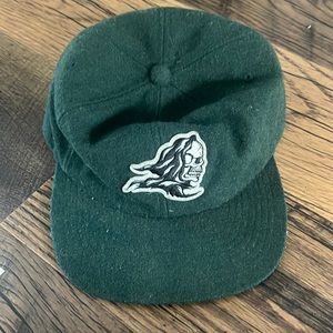 Green Vans hat w. skull